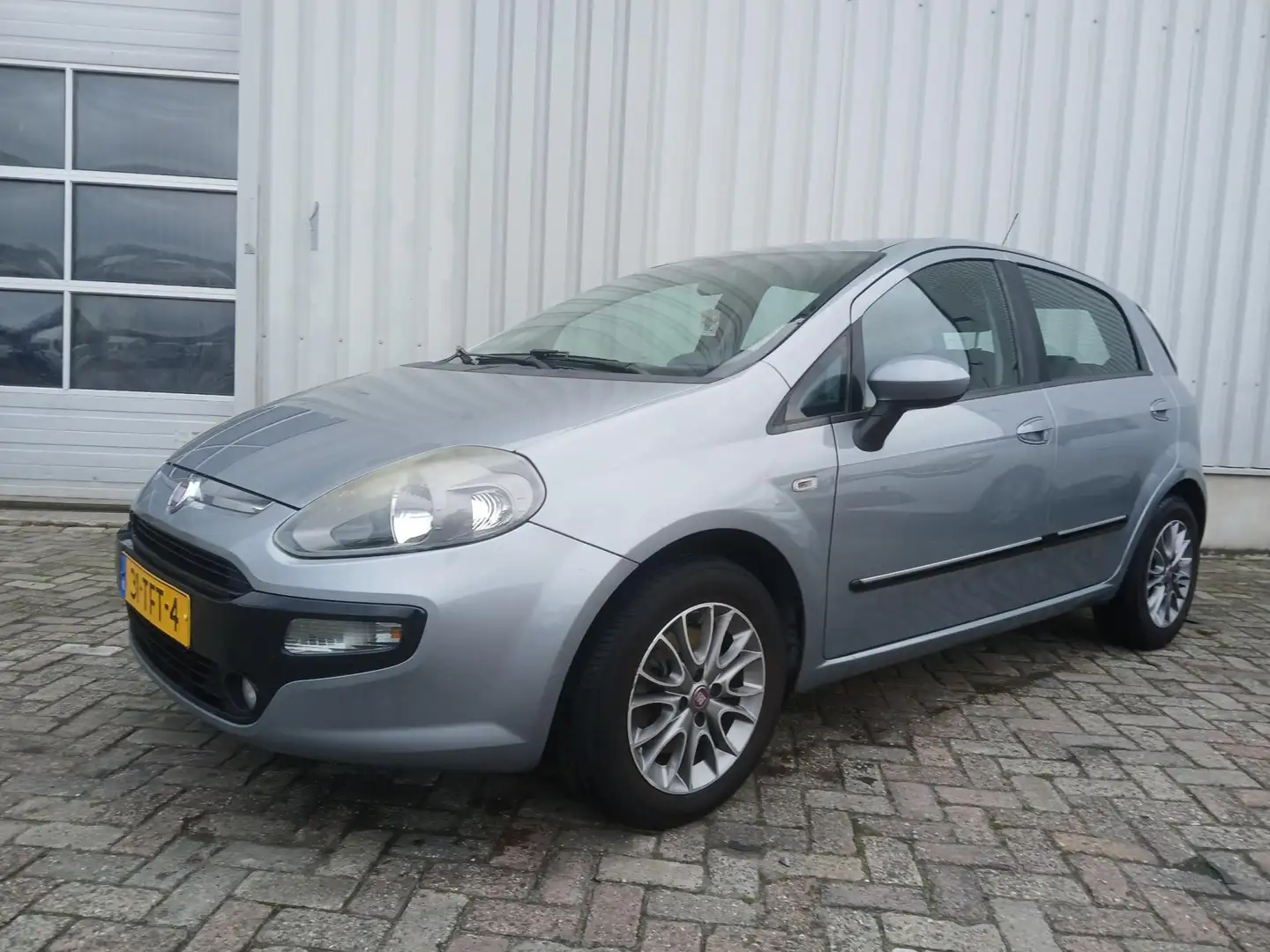 Fiat Punto Evo 1.3 M-Jet Mylife - Koppeling defect Gris - 2