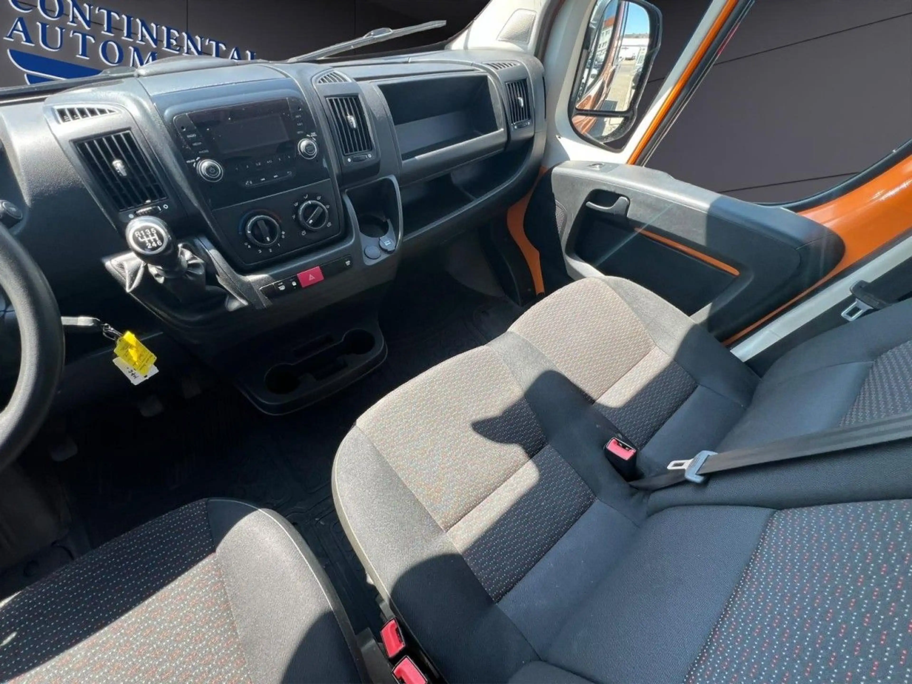 Peugeot Boxer Pritsche Doka.L2 BlueHDi 120 Doppelkabine — photo 6