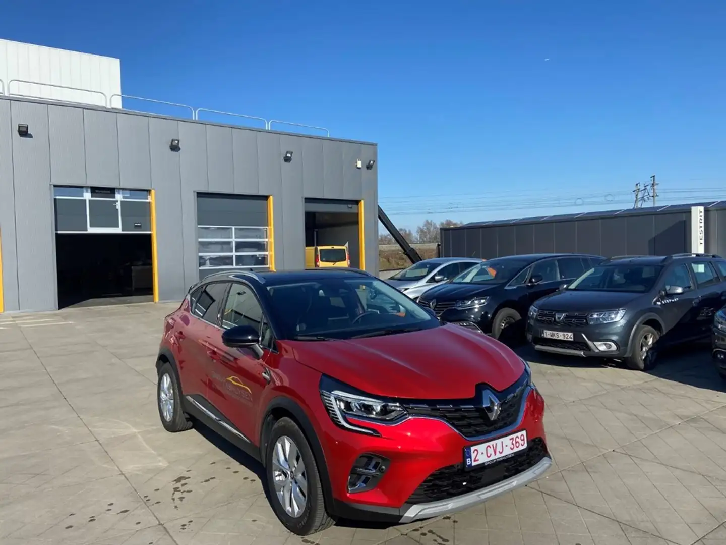 Renault Captur INTENS TCe 140 Rood - 1