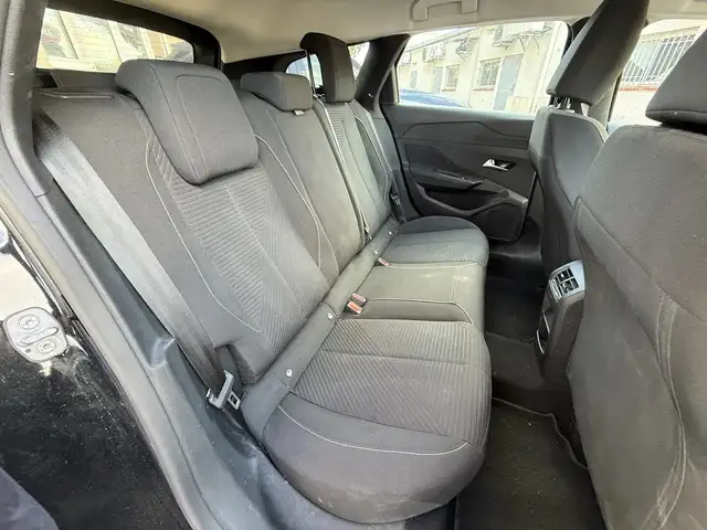 Peugeot 308 view 13