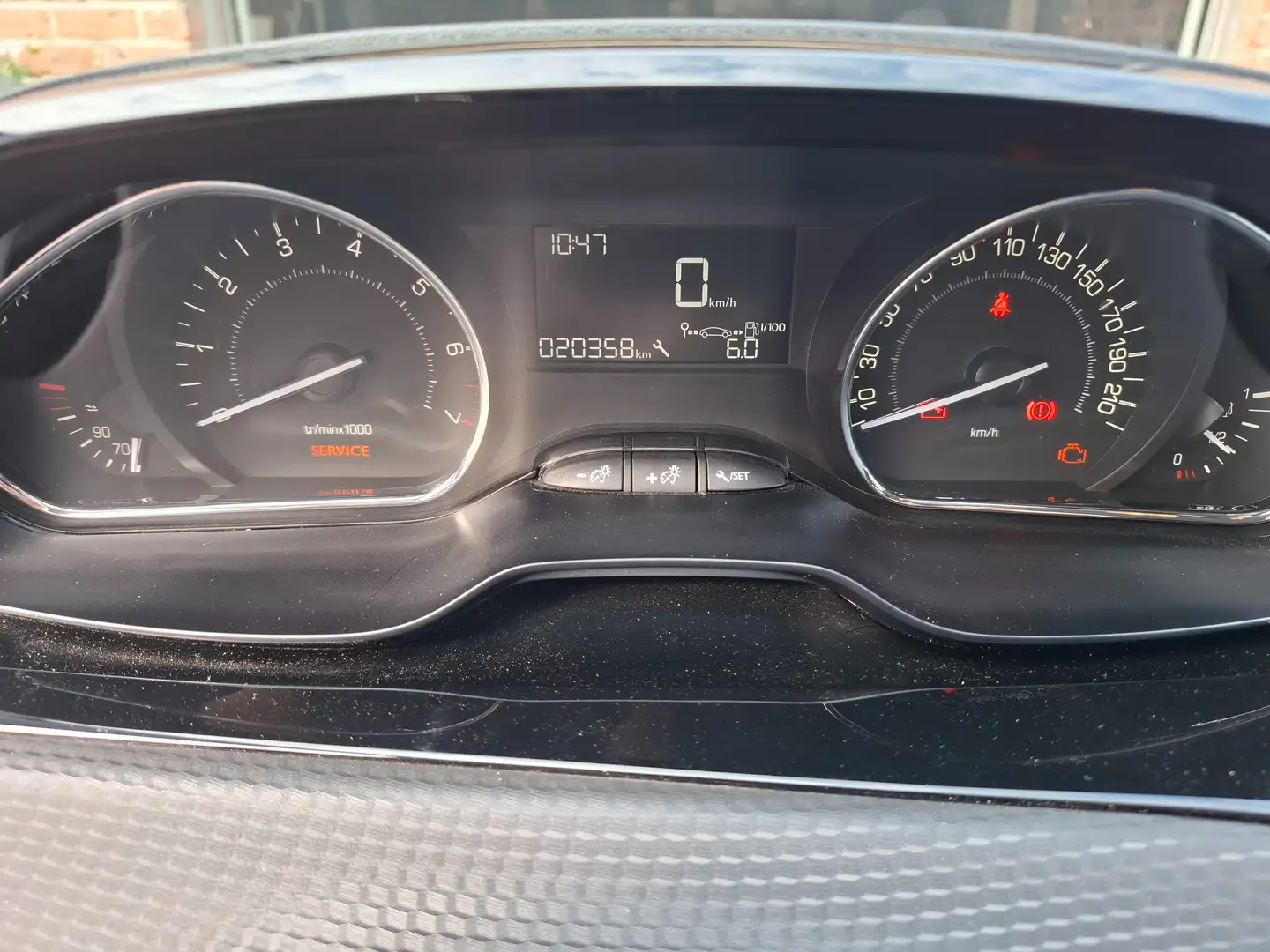 Peugeot 2008 2008 PureTech 82 Style Gris - 2