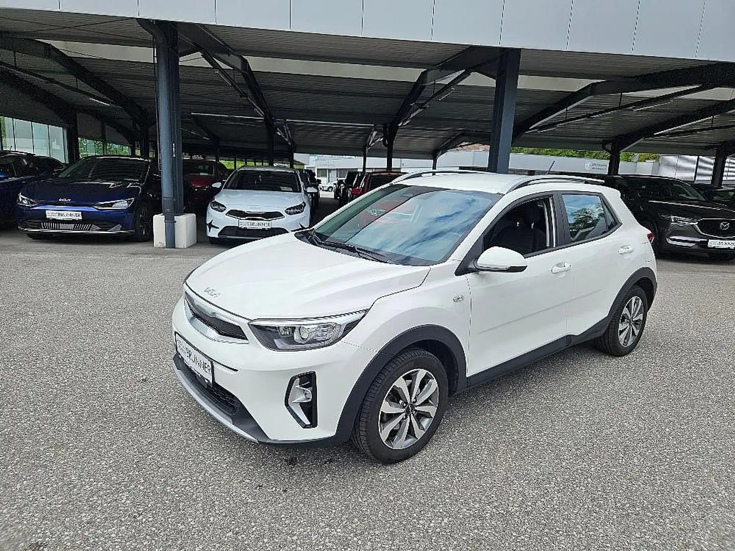 Kia Stonic 1,25 MPI ISG Silber Wit - 2