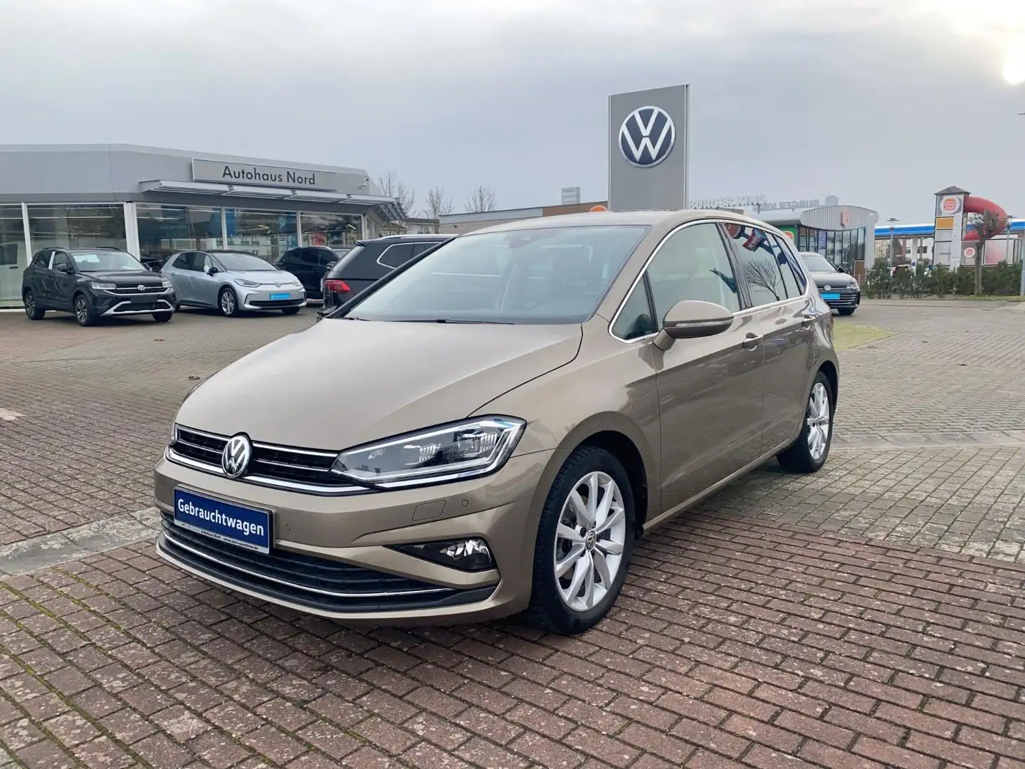 Volkswagen Golf Sportsvan Highline 1.5 TSI DSG Navi RFK Gold - 1