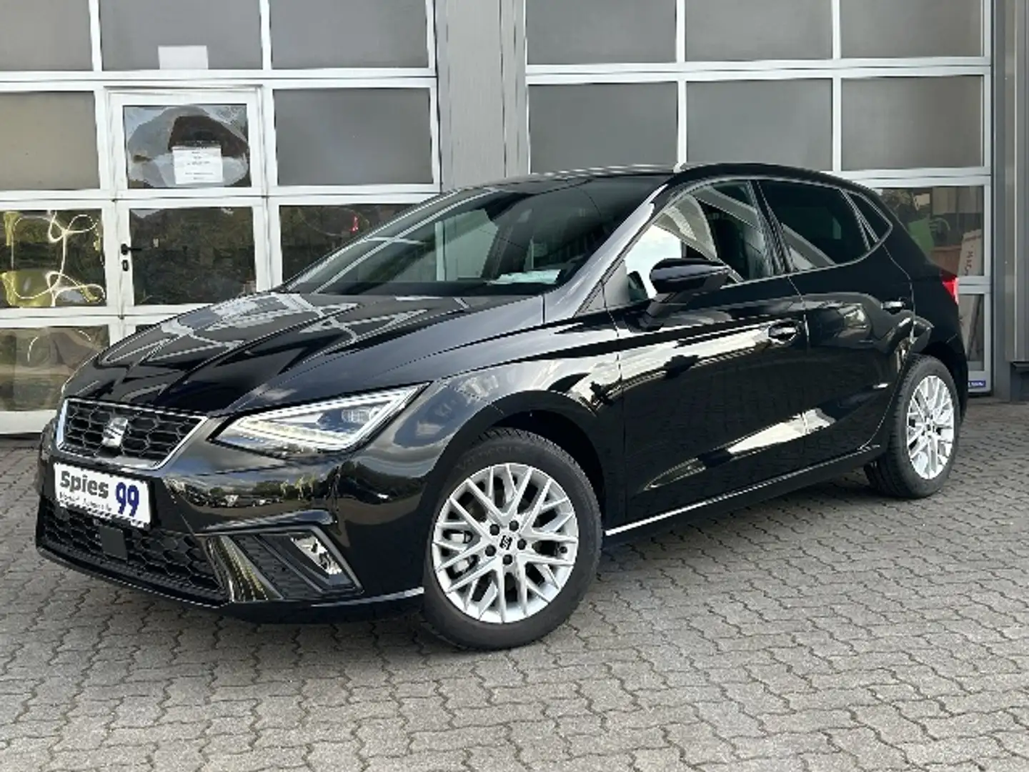 SEAT Ibiza FR-Line LED Shz ACC Navi Allwetter RüKa Schwarz - 1