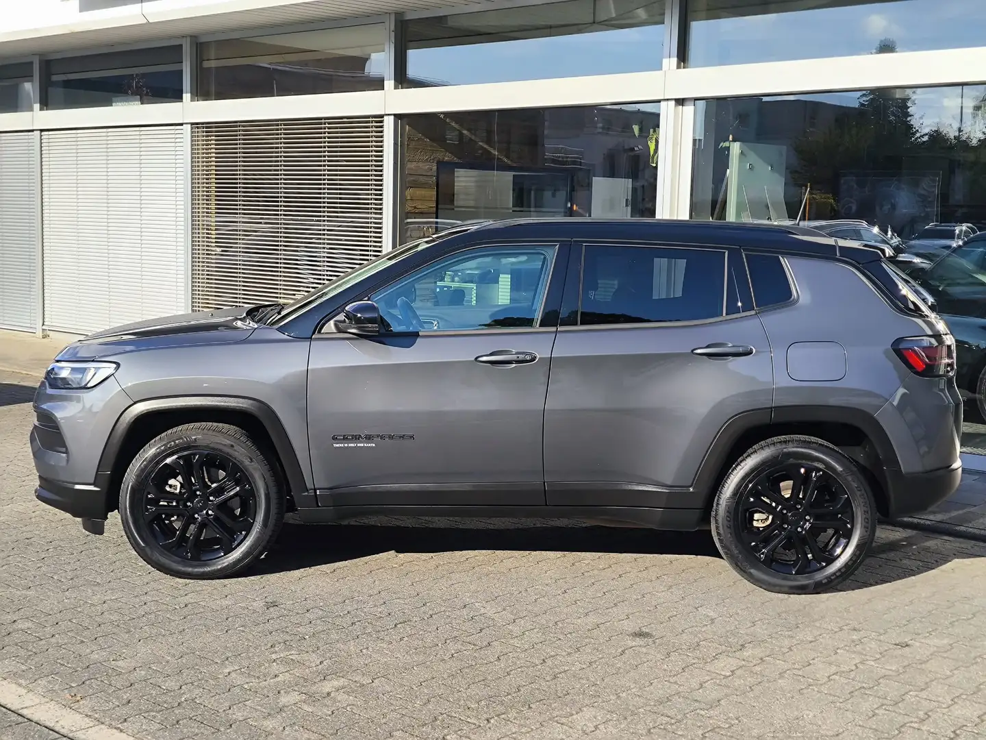 Jeep Compass Upland 4WD PHEV VIRTU+NAVI+SHZ+KAM+ACC+ Gris - 2