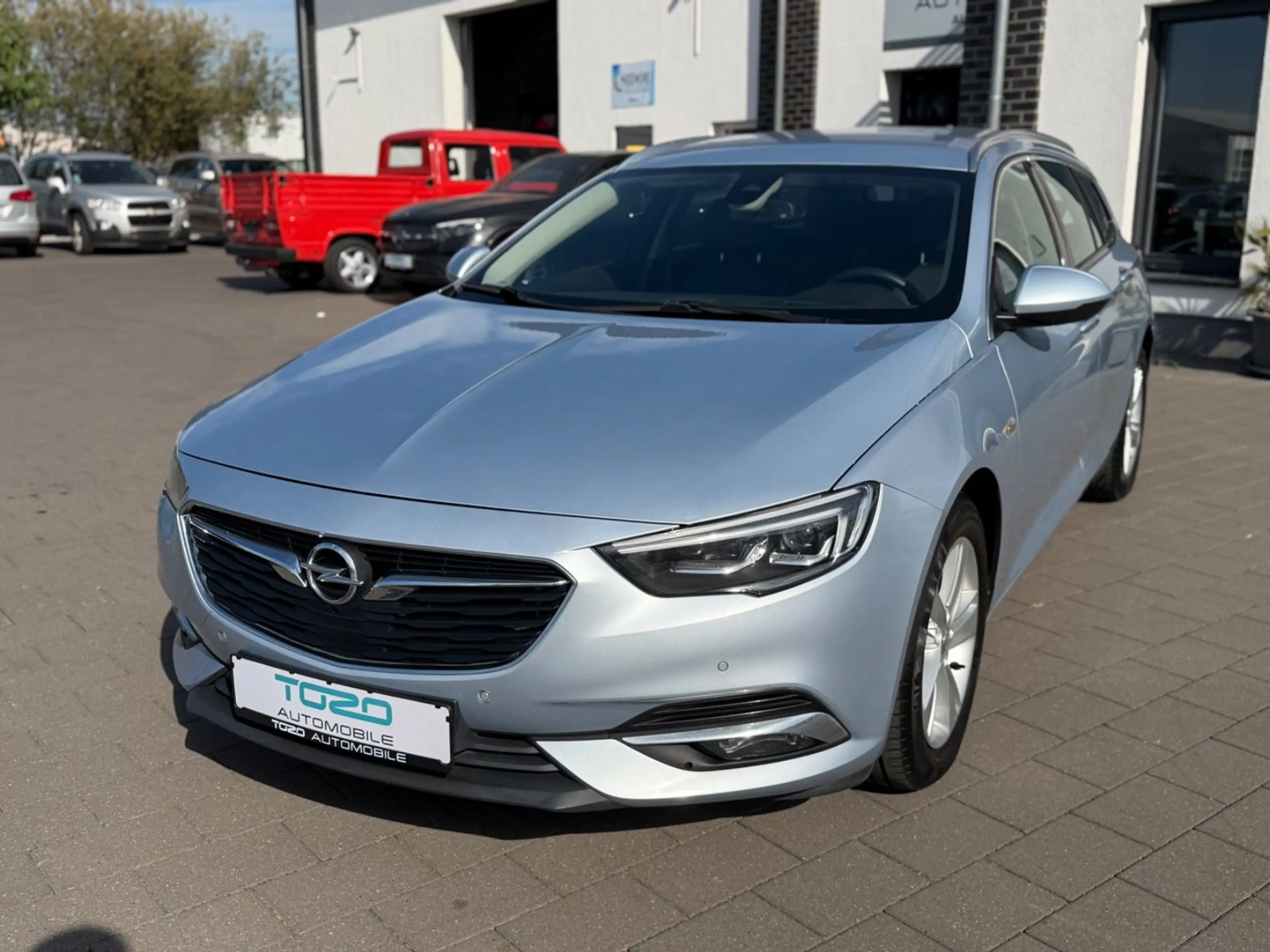 Opel Insignia B Business*LED*NAVI*MASSAGE*LEDER*BOSE* — photo 4