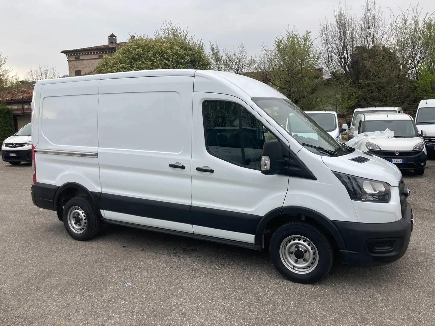 Ford Transit 30 T 100 - H2 Bianco - 1