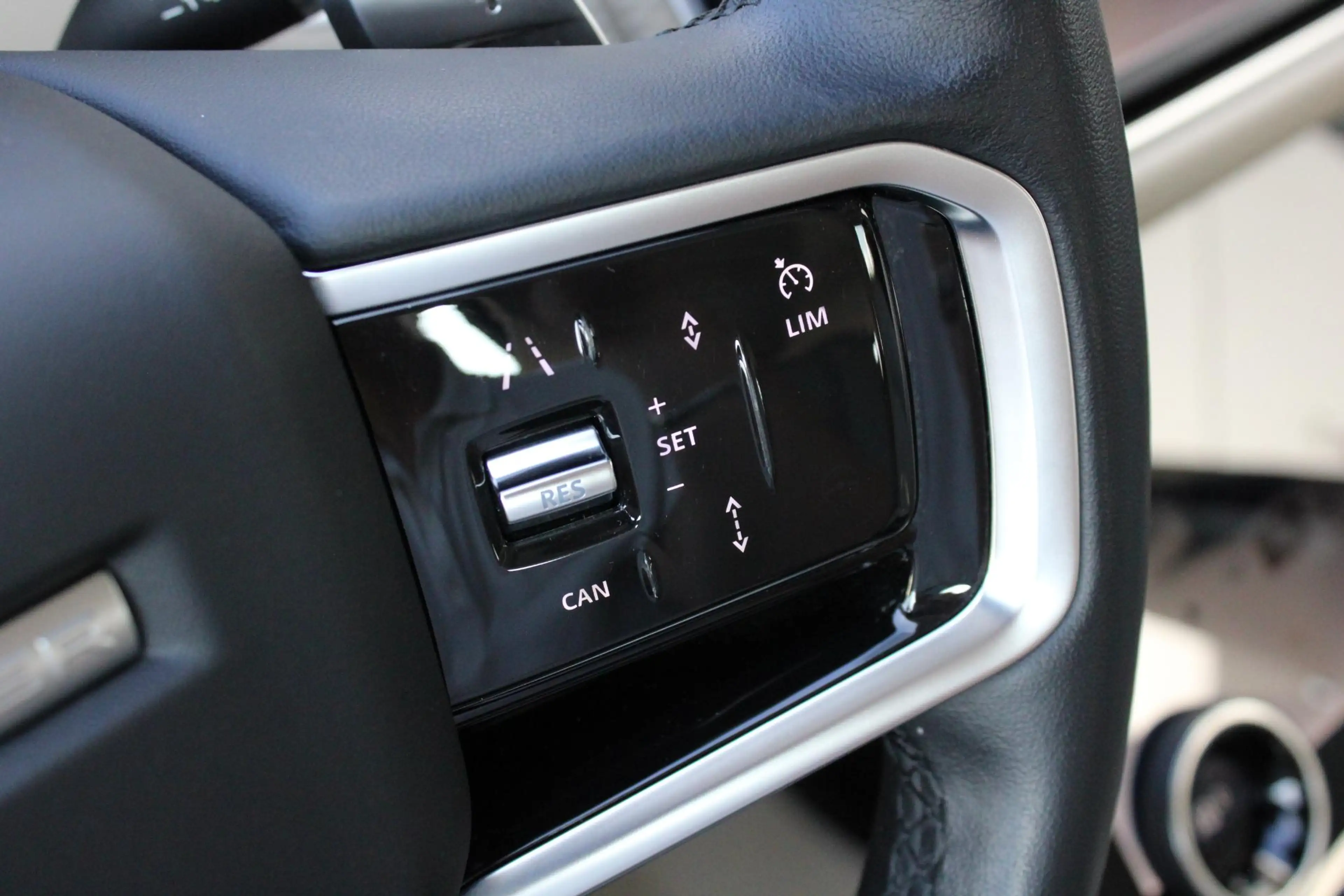 Land Rover Range Rover Velar 2.0 P400e S | Trekhaak | 1e Eigenaar — photo 12