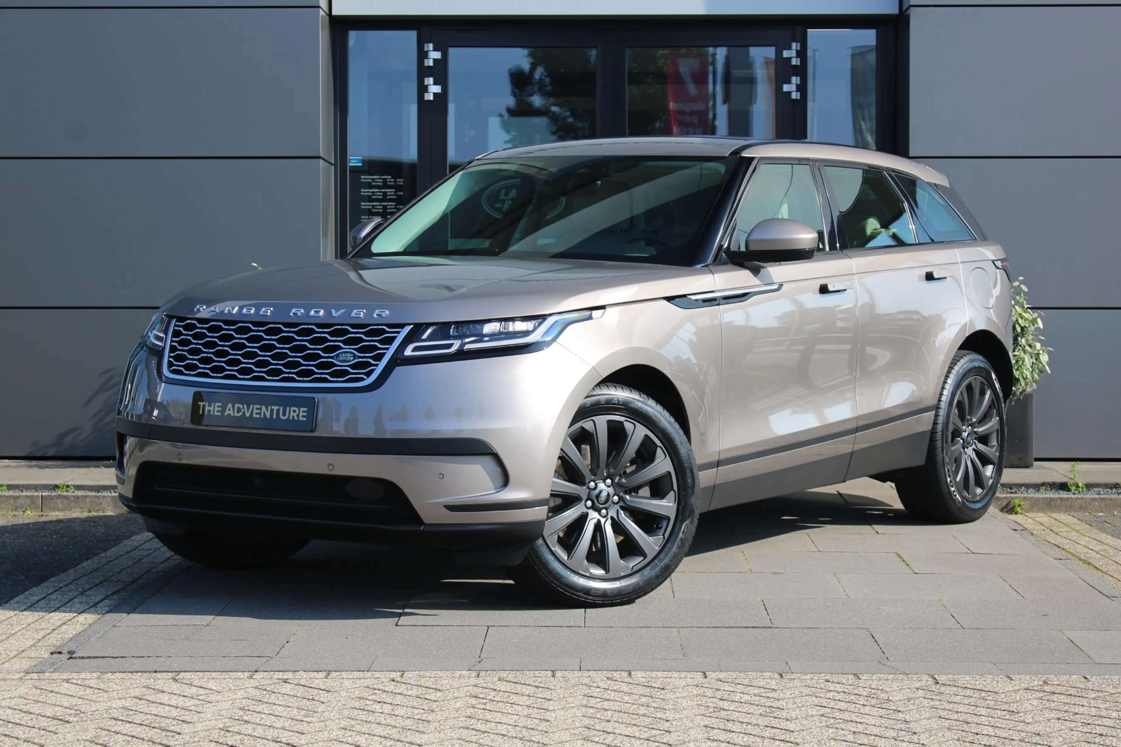 Land Rover Range Rover Velar 2.0 P400e S | Trekhaak | 1e Eigenaar — photo 2