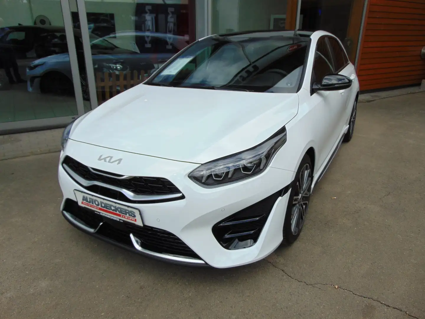 Kia Ceed / cee'd GT Line Weiß - 1
