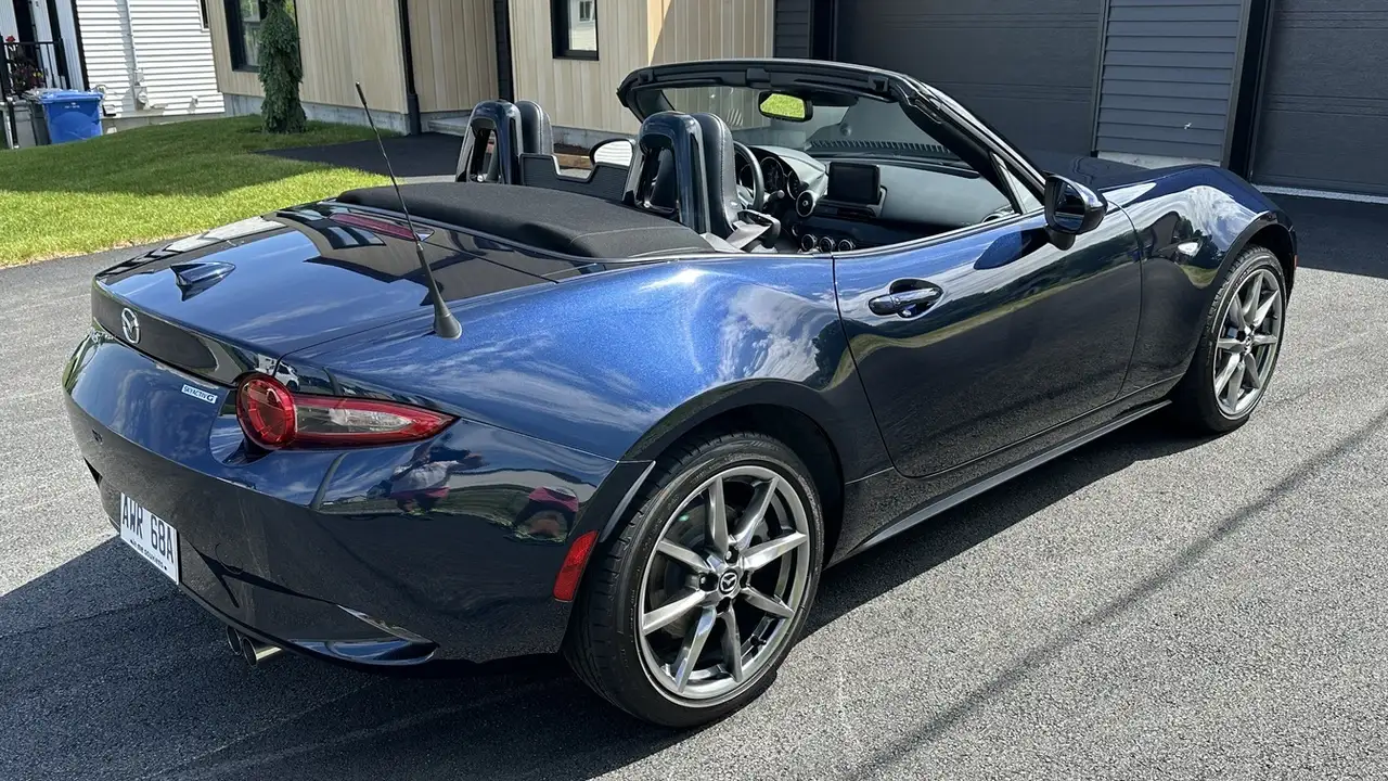 2023 Mazda MX-5 Miata