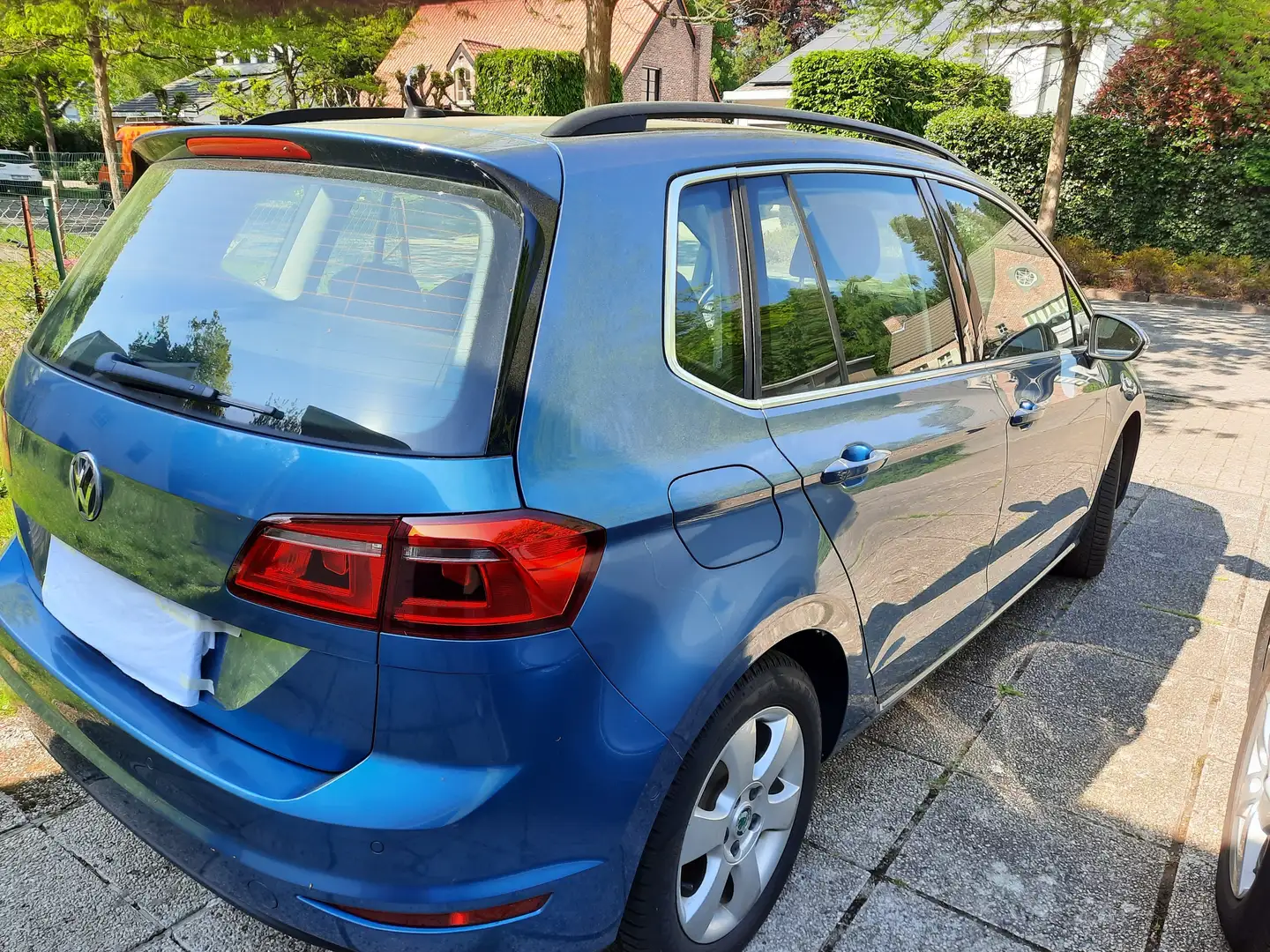 Volkswagen Golf Sportsvan 1.4 TSI (BlueMotion Technology) DSG Highline Blauw - 2
