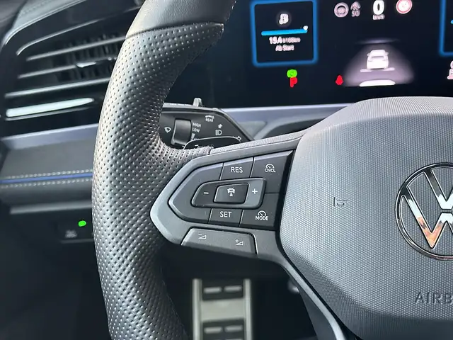 Volkswagen Passat Variant 2.0 TDI SCR R-Line DSG Ansicht 23