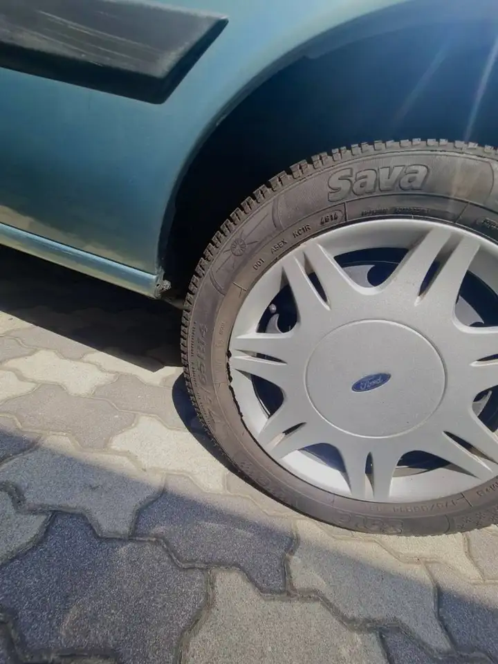 Ford Fiesta 3p 1.2 Ghia c/abs,AC, foto 11