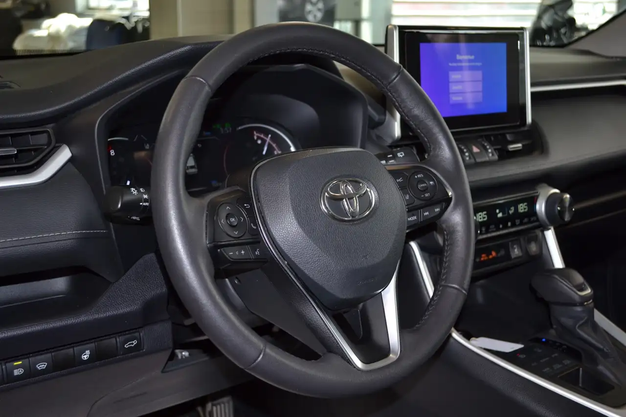Toyota RAV 4 снимка Toyota RAV 4