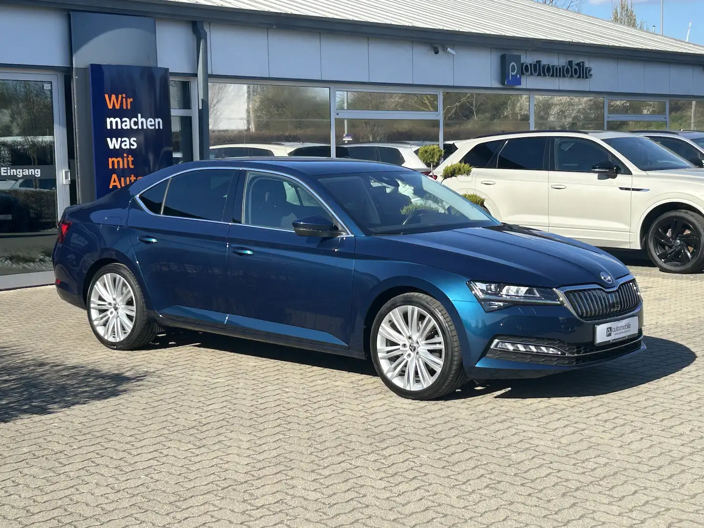 Skoda Superb 2.0 TDI DSG Style*DCC*VC*Keyless*Matrix* Azul - 2