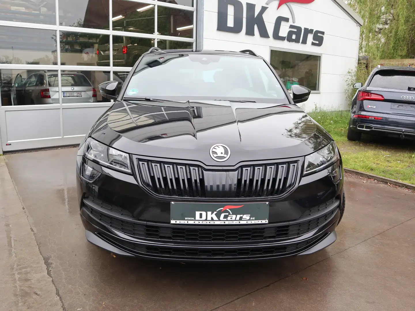 Skoda Karoq 1.5 TSI Sportline DSG/4x4/Pano/Carplay/Navi/Matrix Schwarz - 2