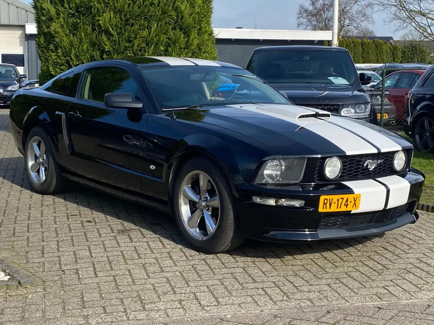 Ford Mustang 4.6 GT V8 Automaat GT/CS 2007 Zwart Youngtimer Zwart - 2