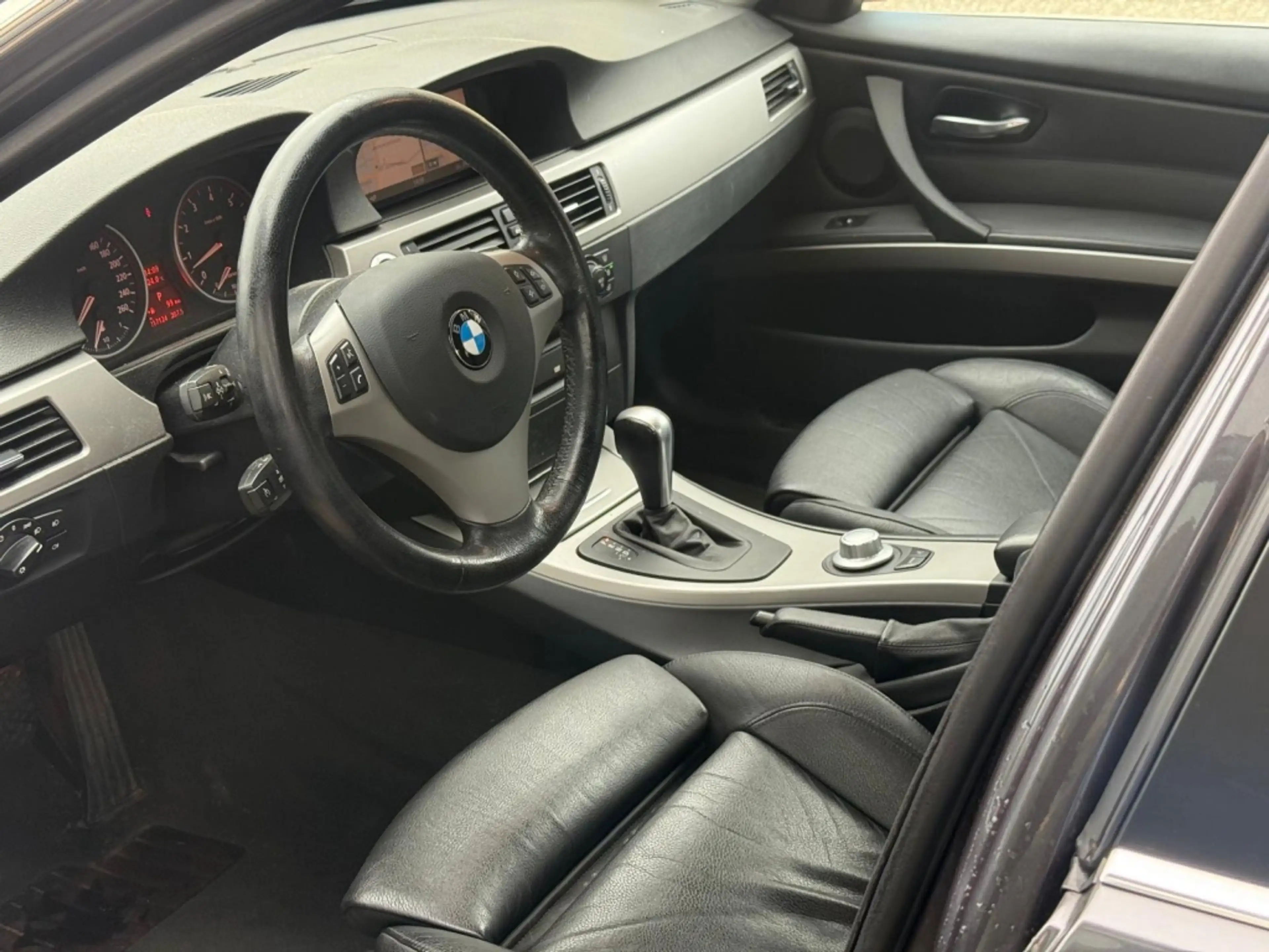 BMW 325 3-serie 325i Dynamic Exec.**TOPSTAAT**LEDER*AUT* — photo 9