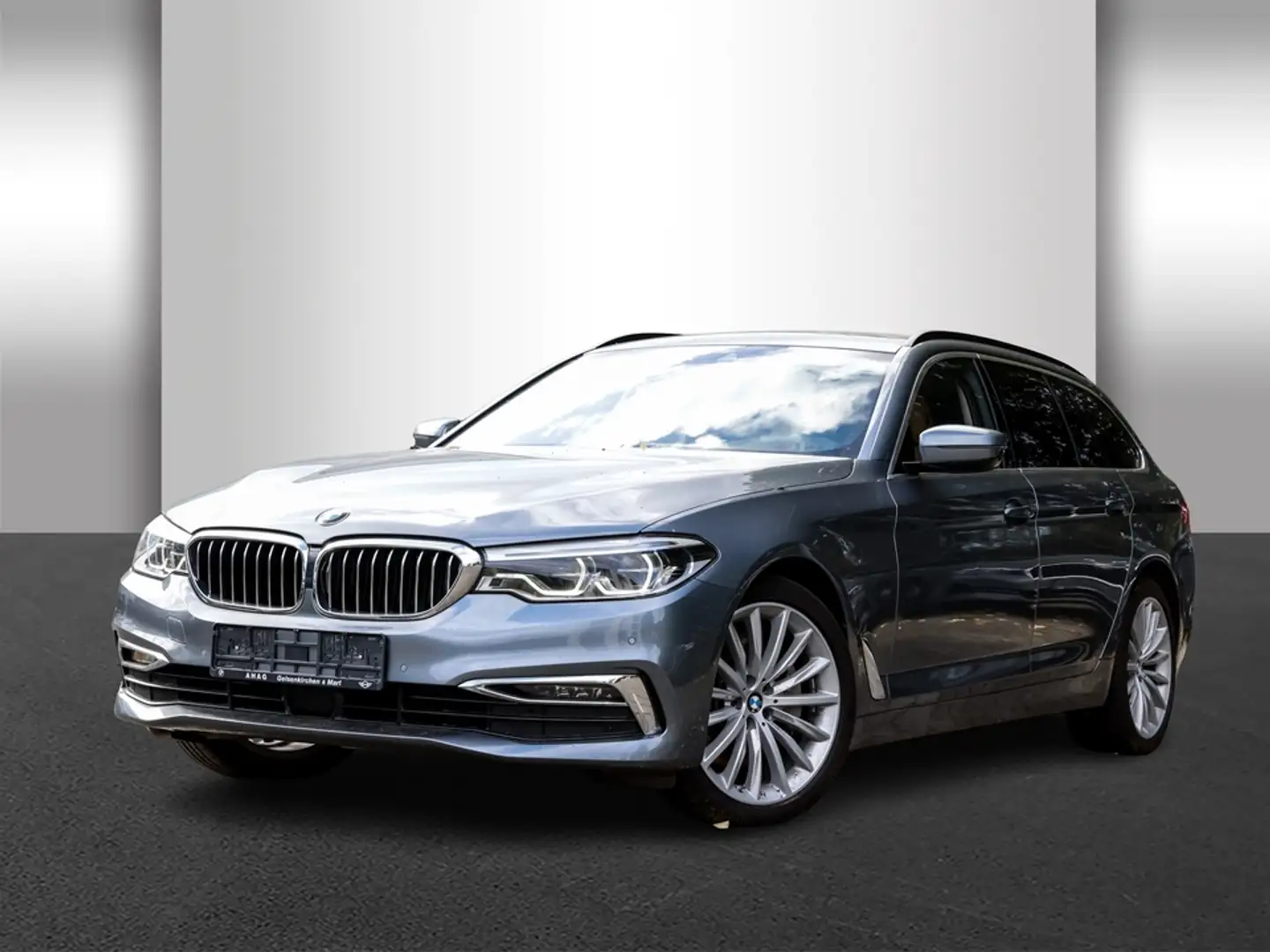 BMW 530 i xDrive Touring Luxury Line Innovationsp. Blau - 2
