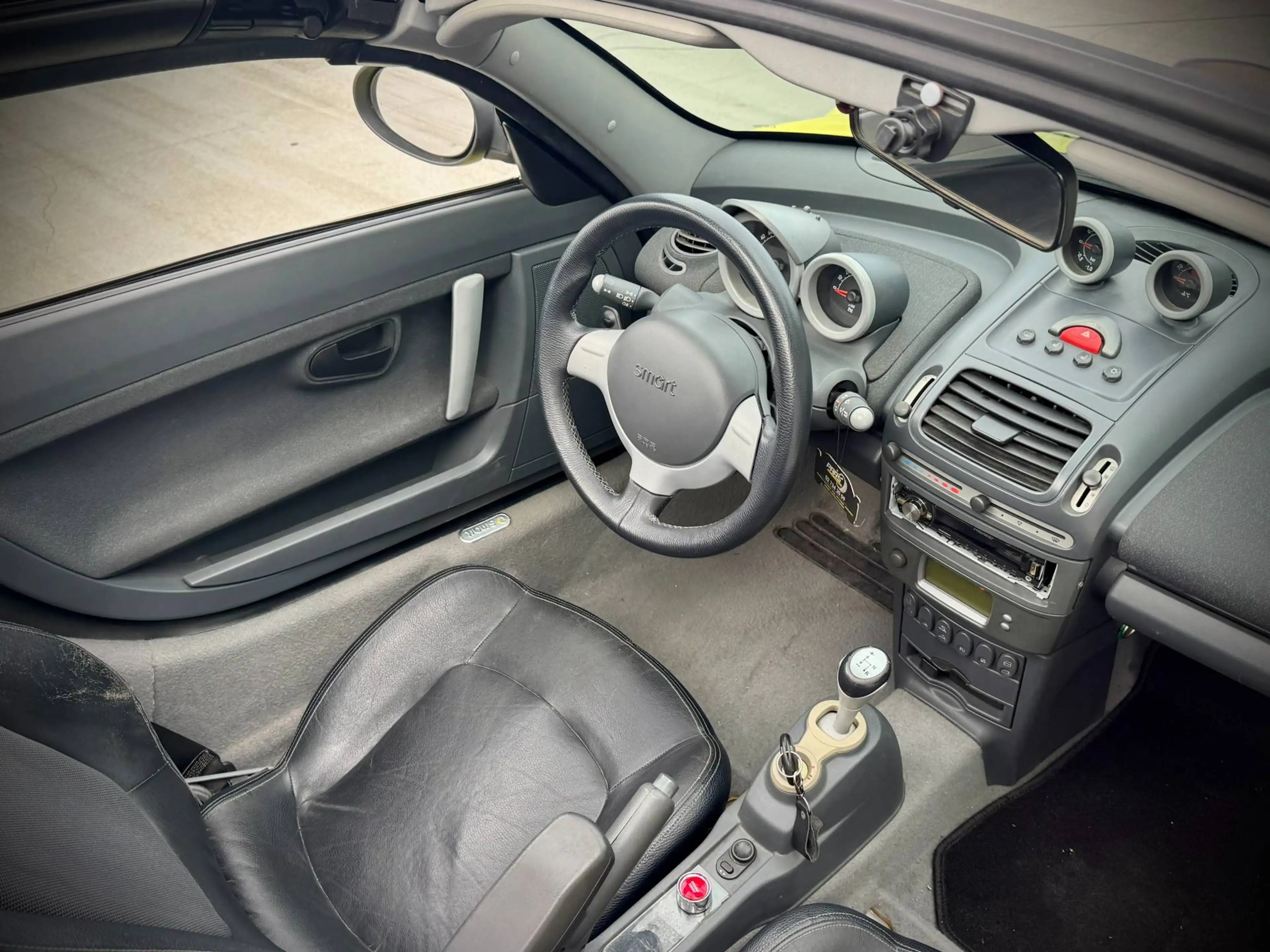 smart roadster Roadster 0.7 Turbo Softouch — photo 11