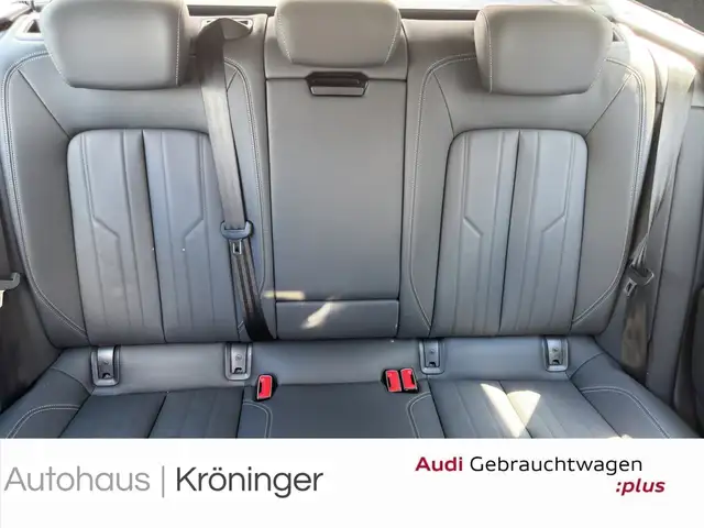 Audi A6 Avant view 10