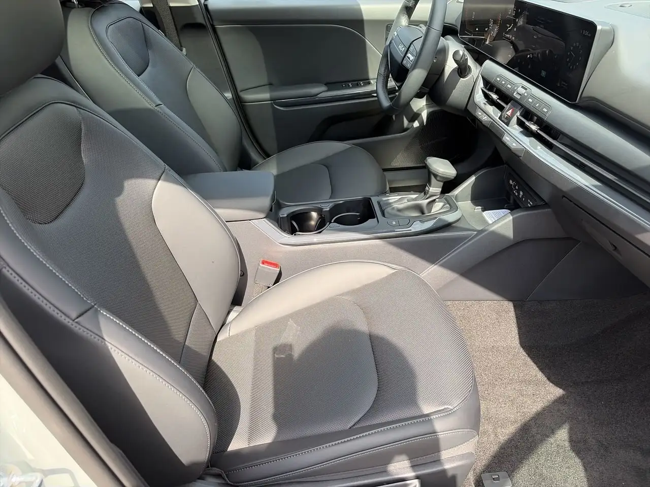 Kia K4 fotografie Kia K4