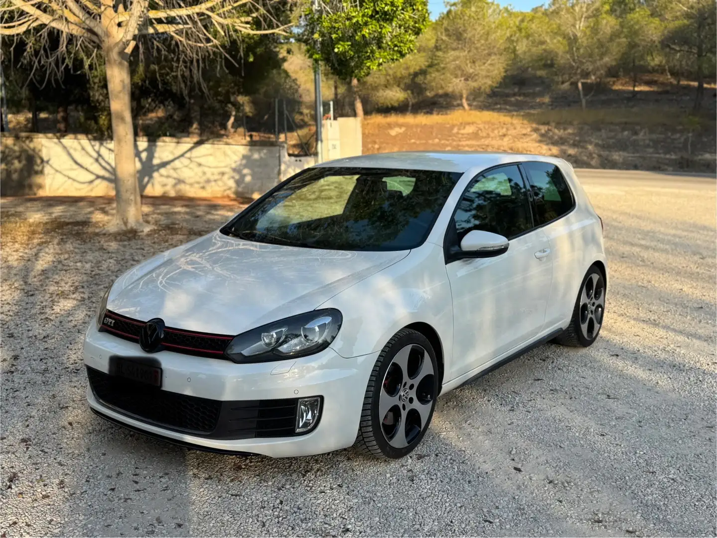 Volkswagen Golf GTI 2.0 TSI DSG - 2