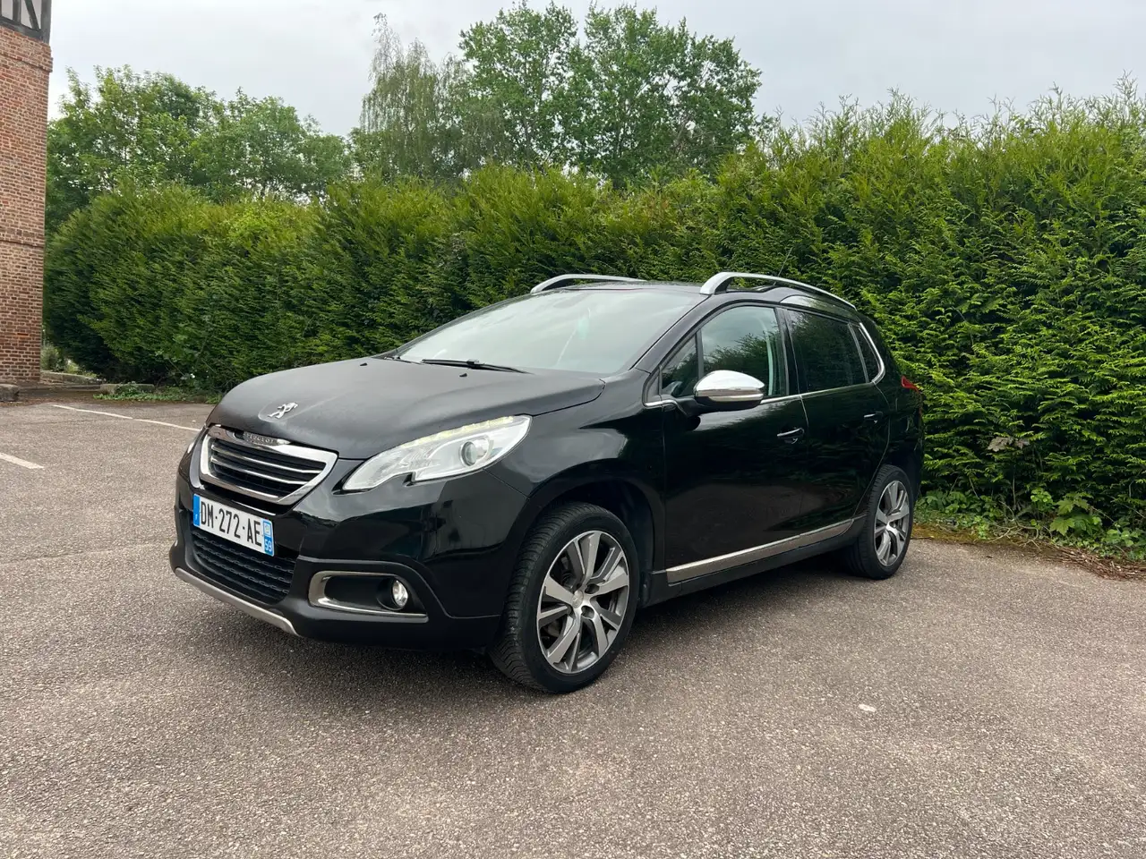 Peugeot 2008 1.6 e-HDi 115ch FAP BVM6 FÃ©line Titane