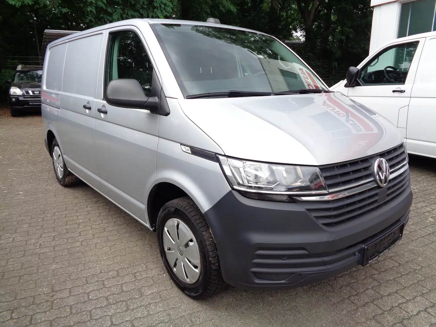 Volkswagen T6.1 Transporter 2.0 TDI, Navi, PDC, Tempomat Silber - 1