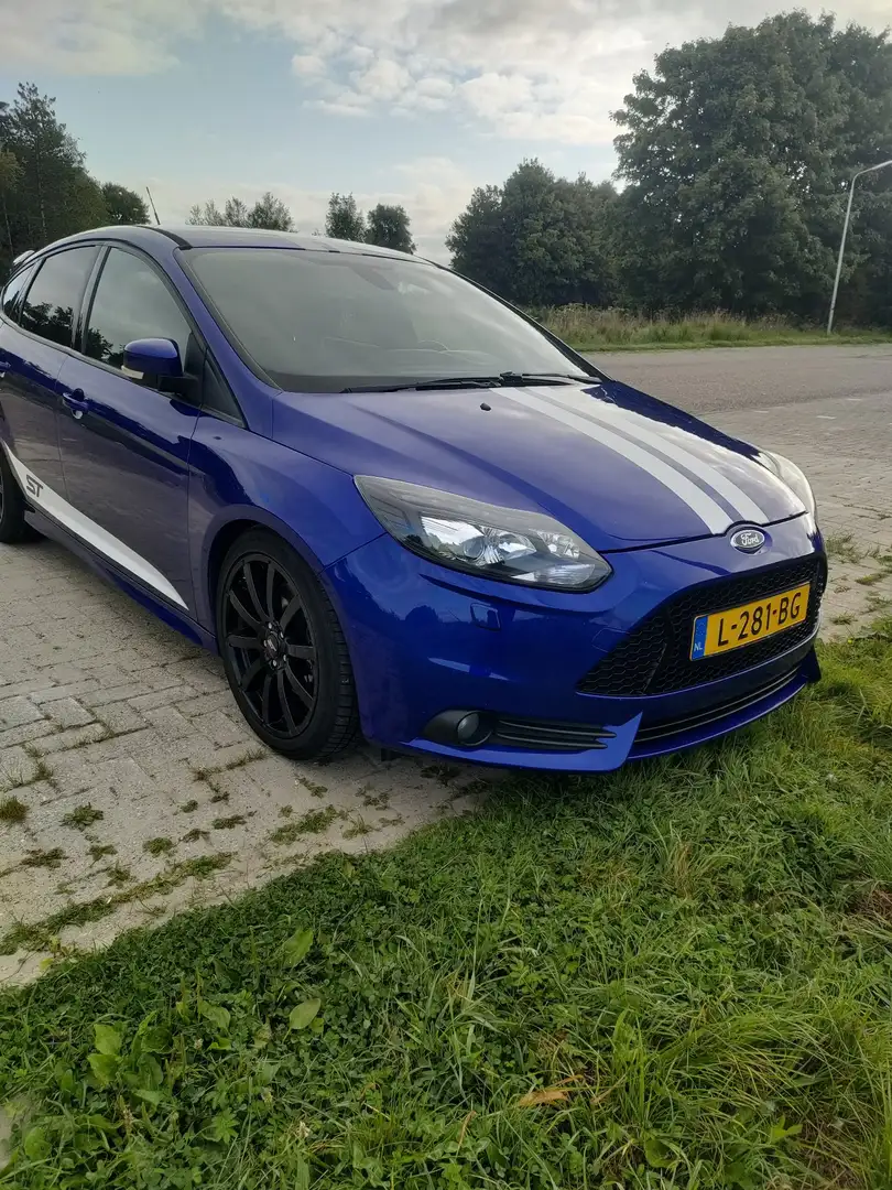 Ford Focus 2.0 EcoBoost ST - 2
