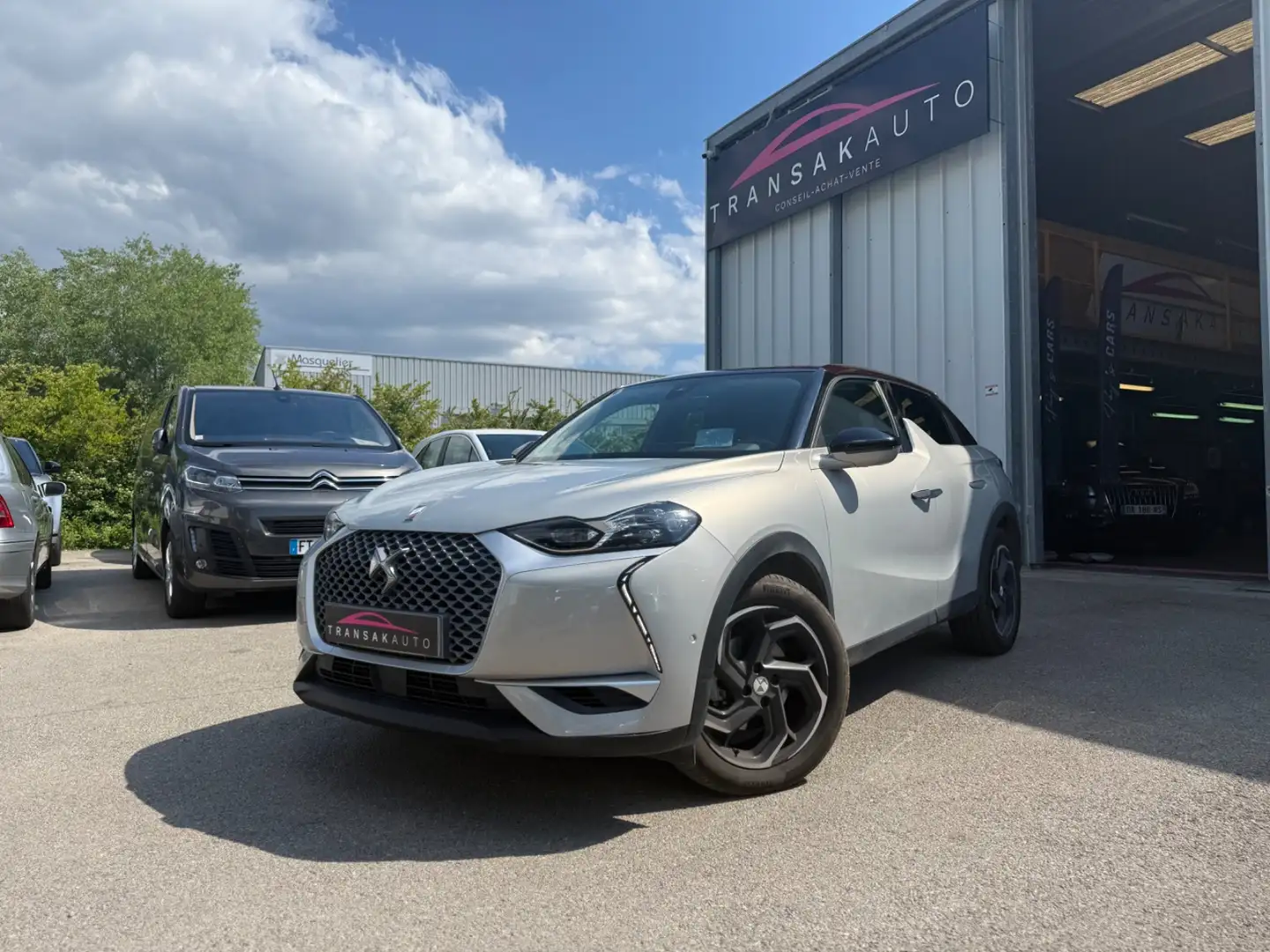 DS Automobiles DS 3 Crossback Grand Chic Gris - 1