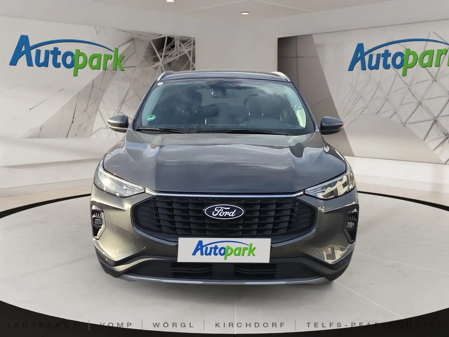 Ford Kuga Titanium Hybrid Grau - 2