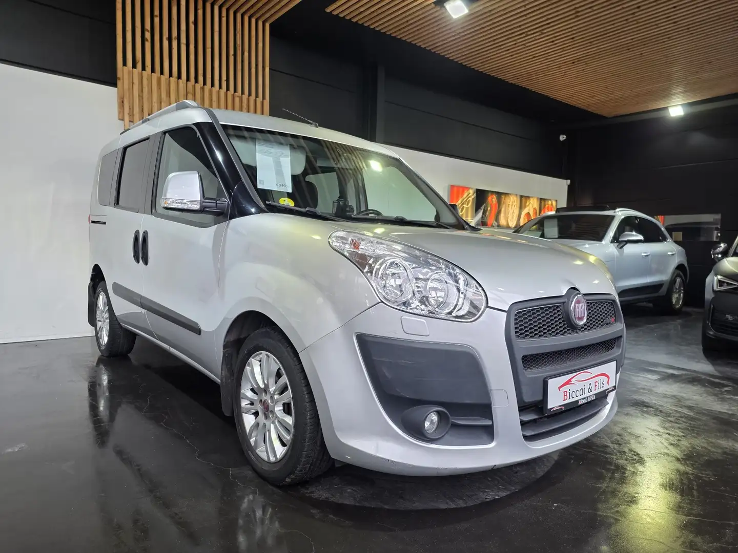 Fiat Doblo Doblo ///5PLACES/// AUTOMATIQUE/// Gris - 2
