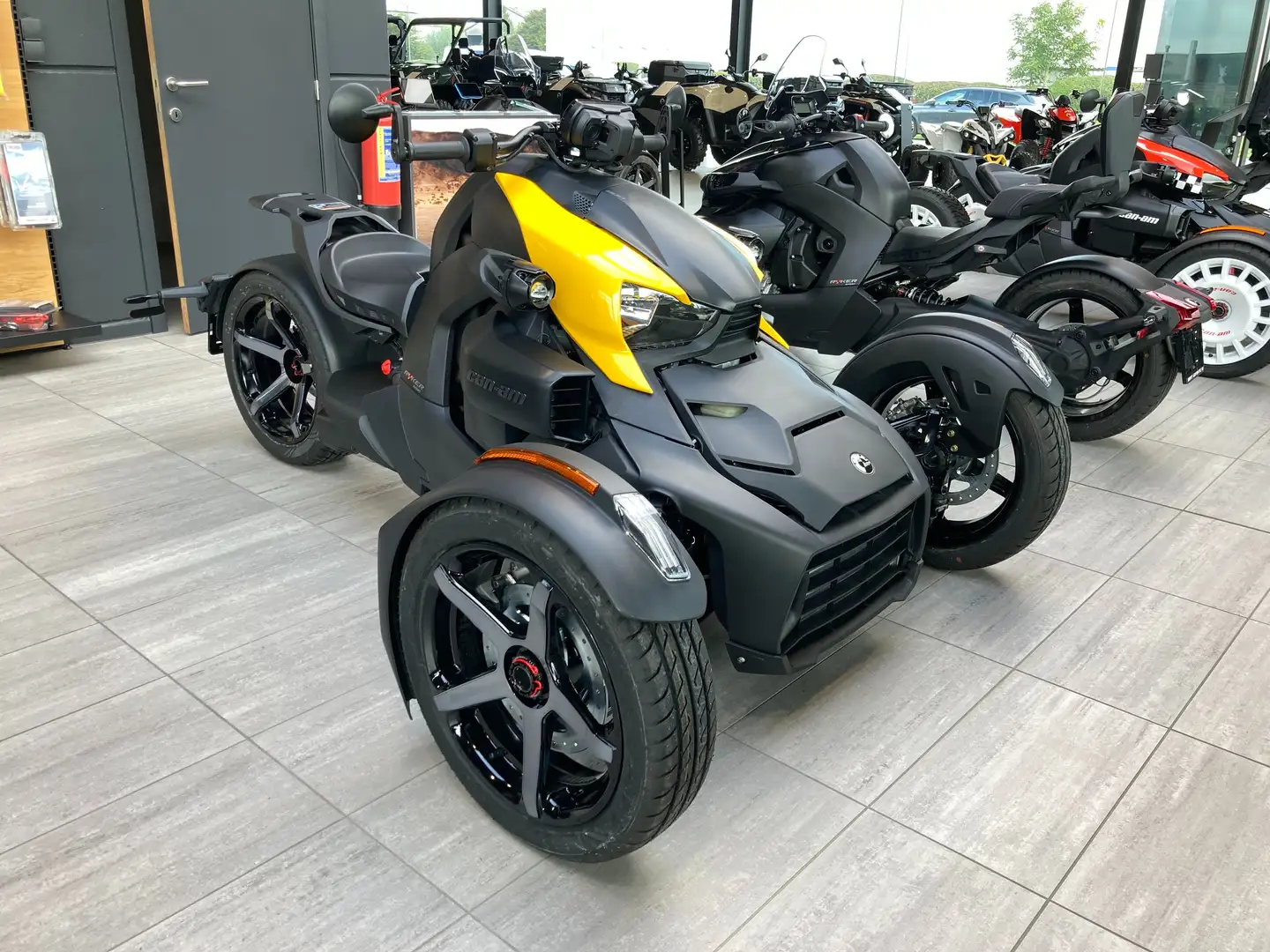 Can-Am Ryker 900 Sport // SUPERSTOCKPROMO + 3 J GARANTIE! Zwart - 2