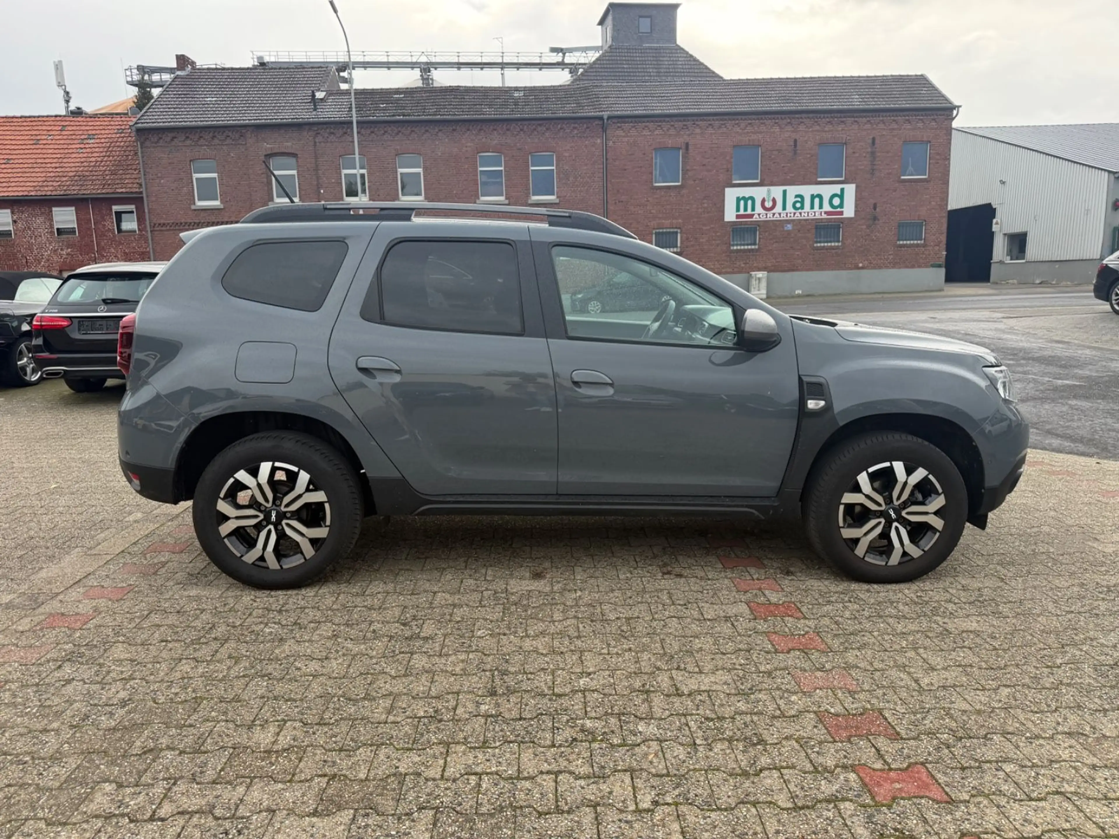 Dacia Duster II Journey+ NAVI KAMERA AHK SITZHZG 1HD — photo 4