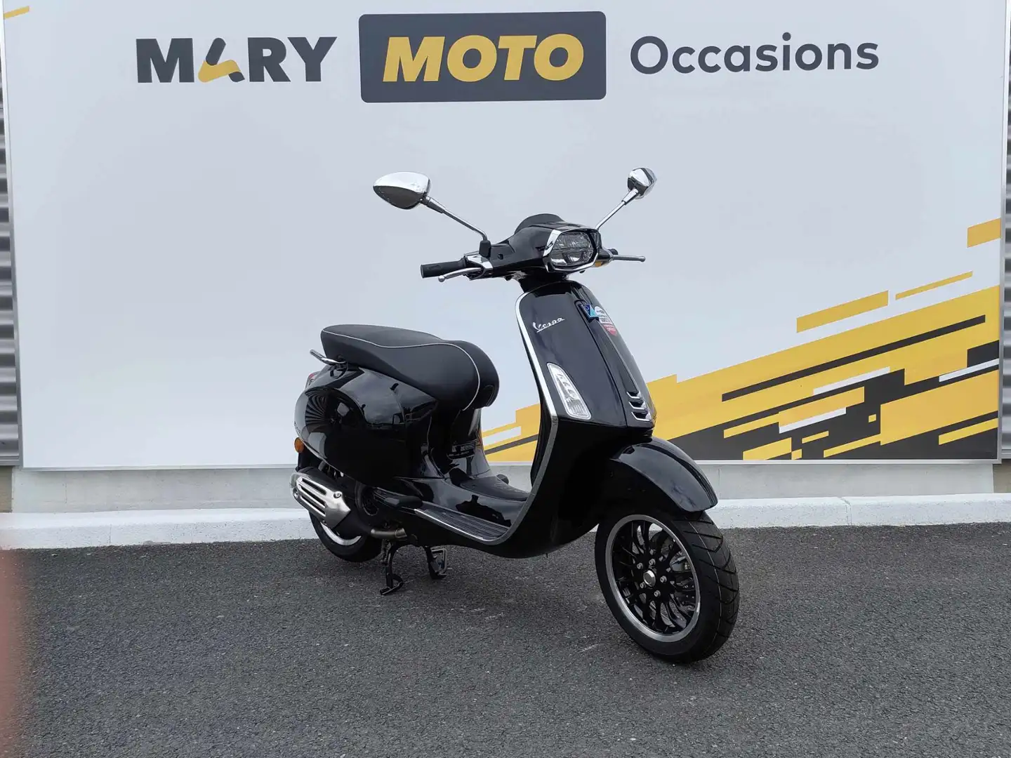 Vespa Sprint 125 Zwart - 2