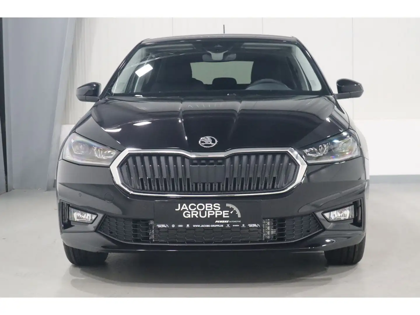 Skoda Fabia Tour 1,0 TSI 85 kW 7-Gang-DSG Schwarz - 2
