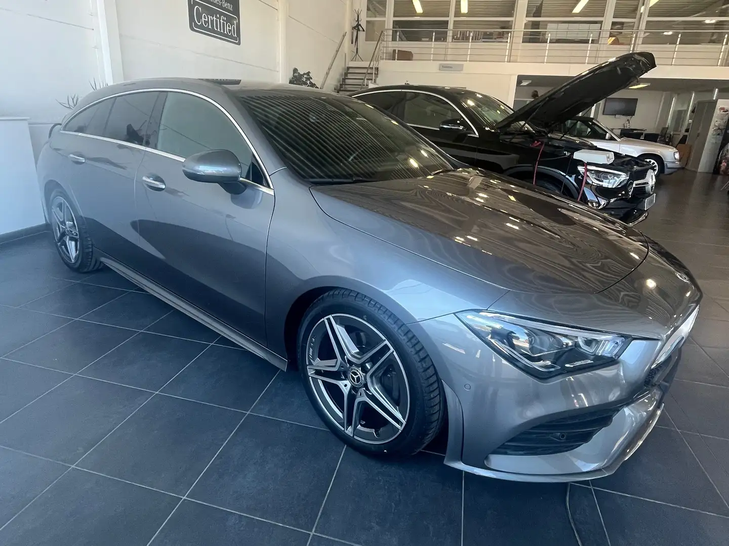 Mercedes-Benz CLA 180 (EU6AP) Gris - 1