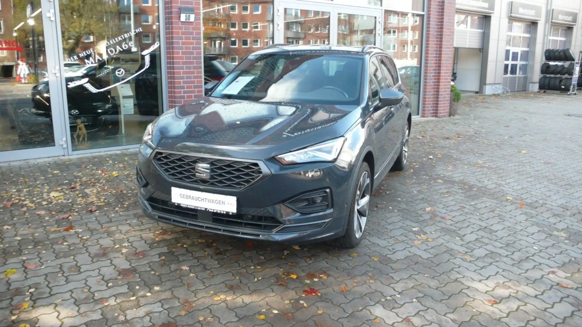 SEAT Tarraco FR e-Hybrid Automatik Navi AHK Kamera Grau - 2