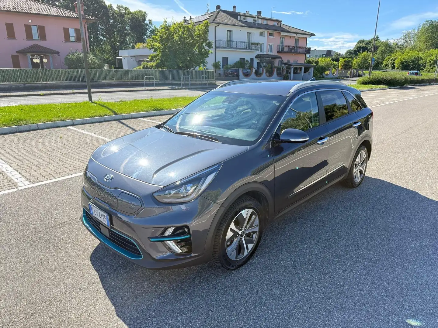 Kia e-Niro 64 kWh Evolution OBC 11kW *Prezzo Reale Gris - 1