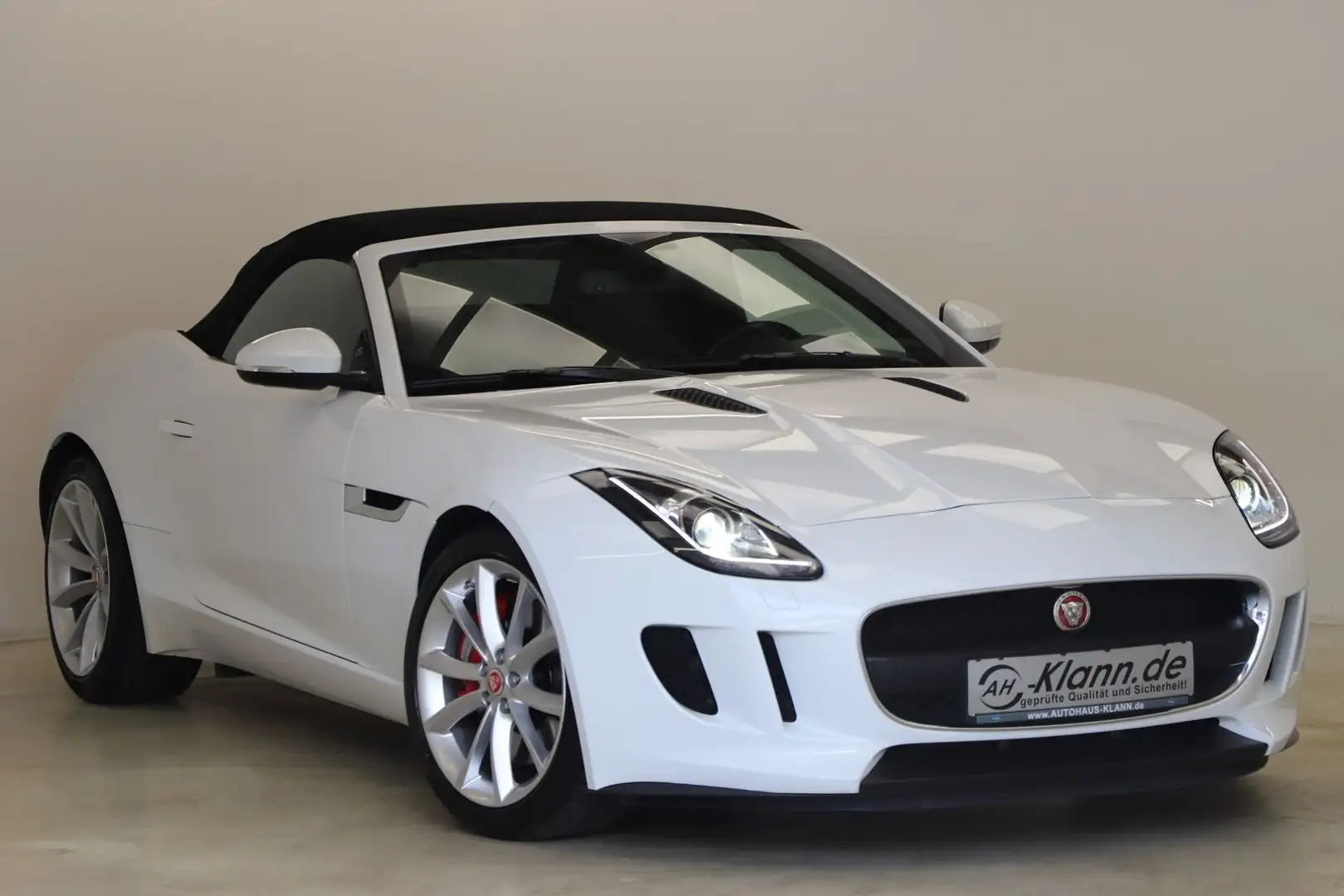 Jaguar F-Type F-TYPE 3.0 V6 340PS Cabrio Memory PAGA 1.Hand Weiß - 1