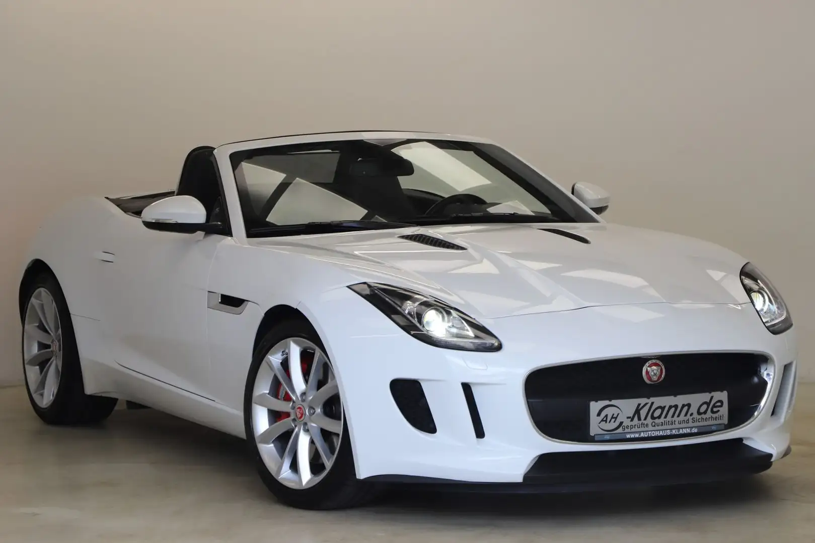 Jaguar F-Type F-TYPE 3.0 V6 340PS Cabrio Memory PAGA 1.Hand Weiß - 2