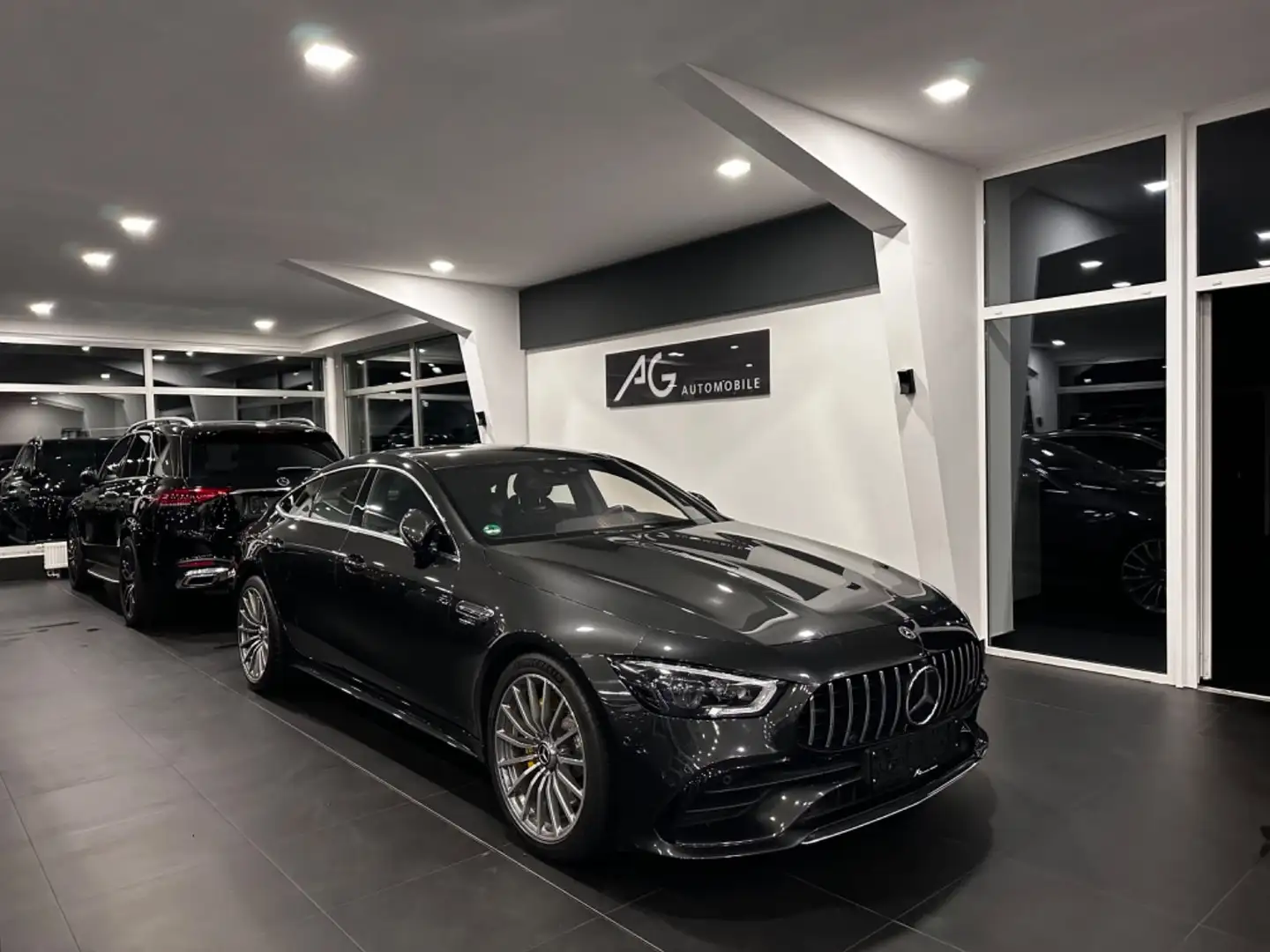 Mercedes-Benz AMG GT 53 *4Matic +*1.Hand*Distronic*Head Up* Grijs - 2