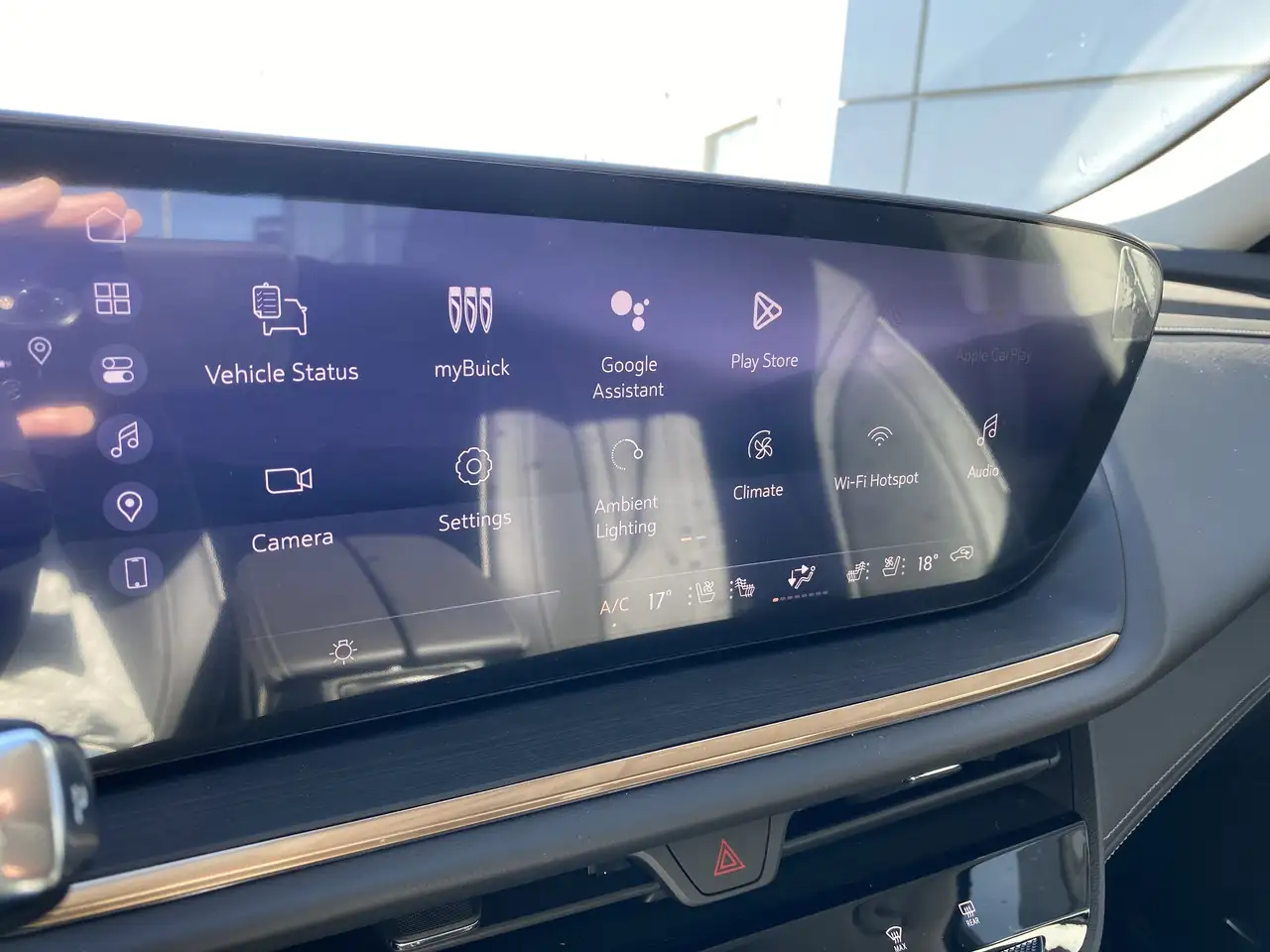 Buick Envision снимка Buick Envision