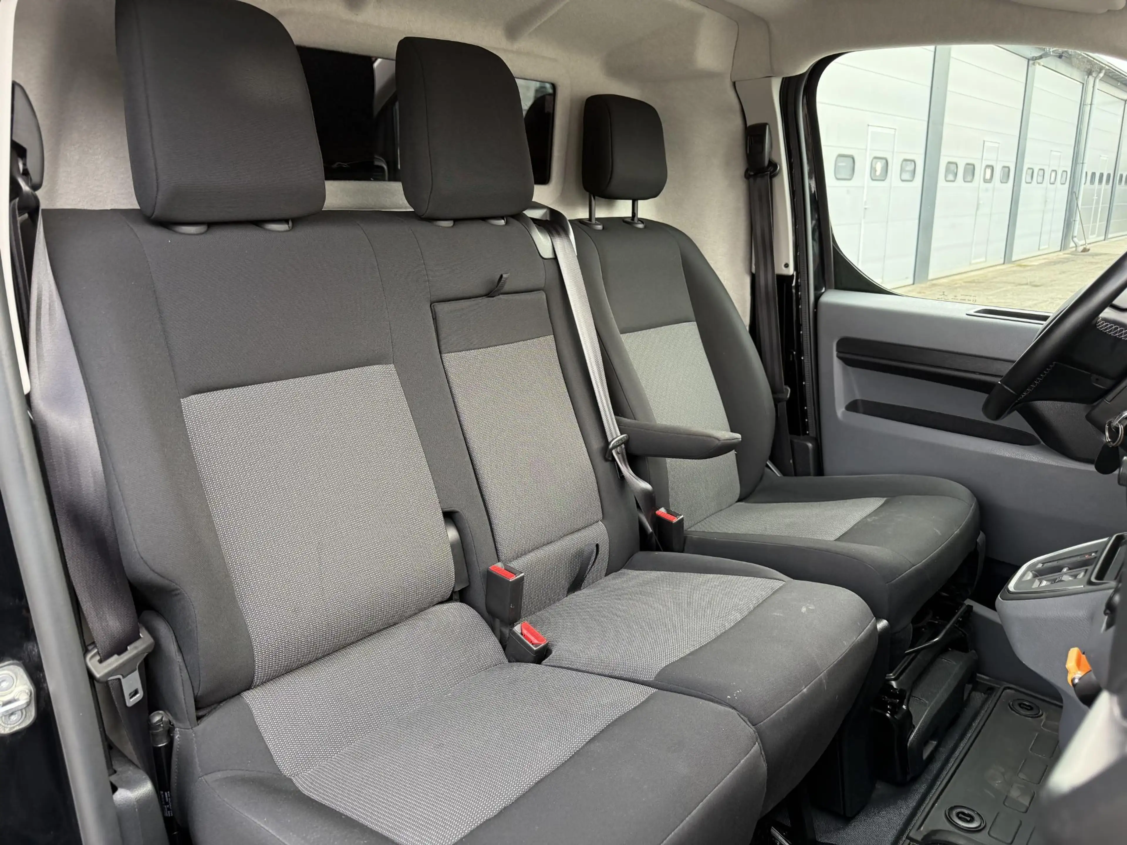Opel Vivaro-e L2H1 Innovation 75 kWh Longrange SOH 91% Snellader — photo 6