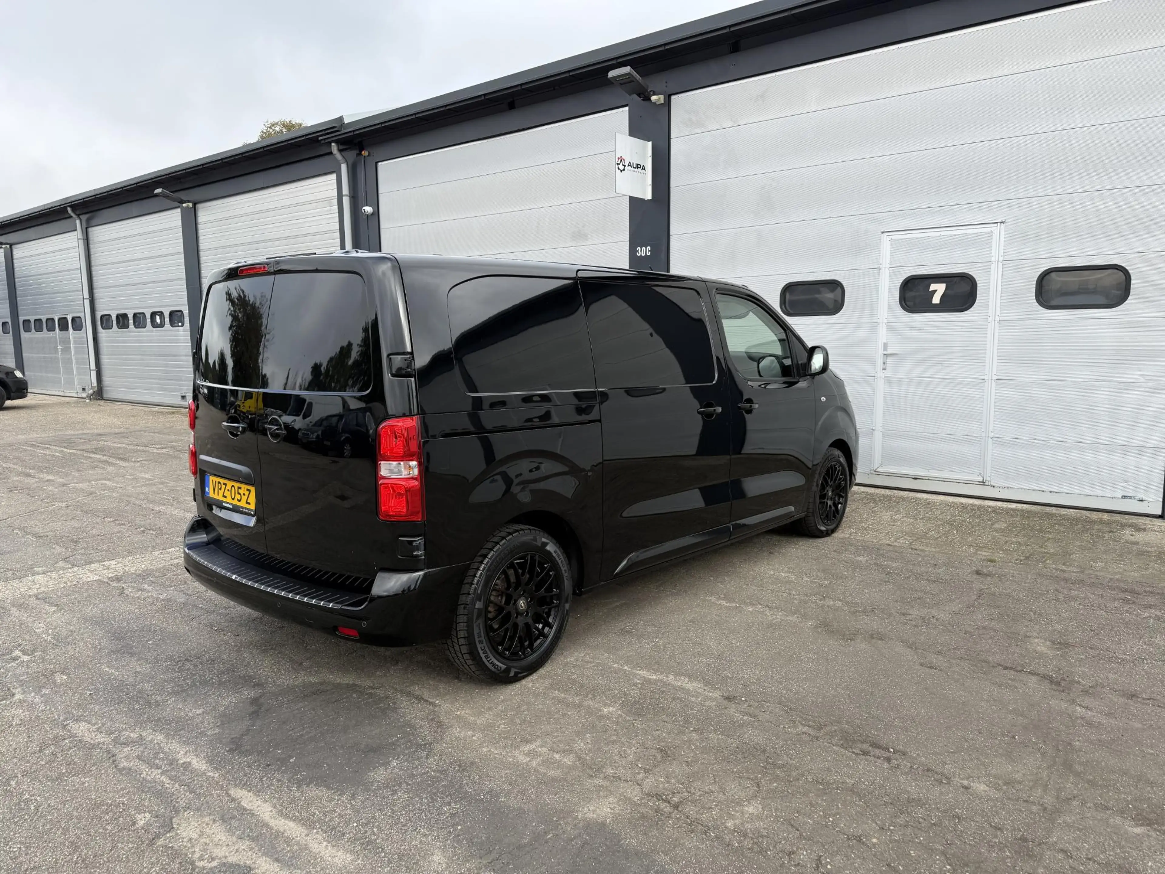 Opel Vivaro-e L2H1 Innovation 75 kWh Longrange SOH 91% Snellader — photo 2