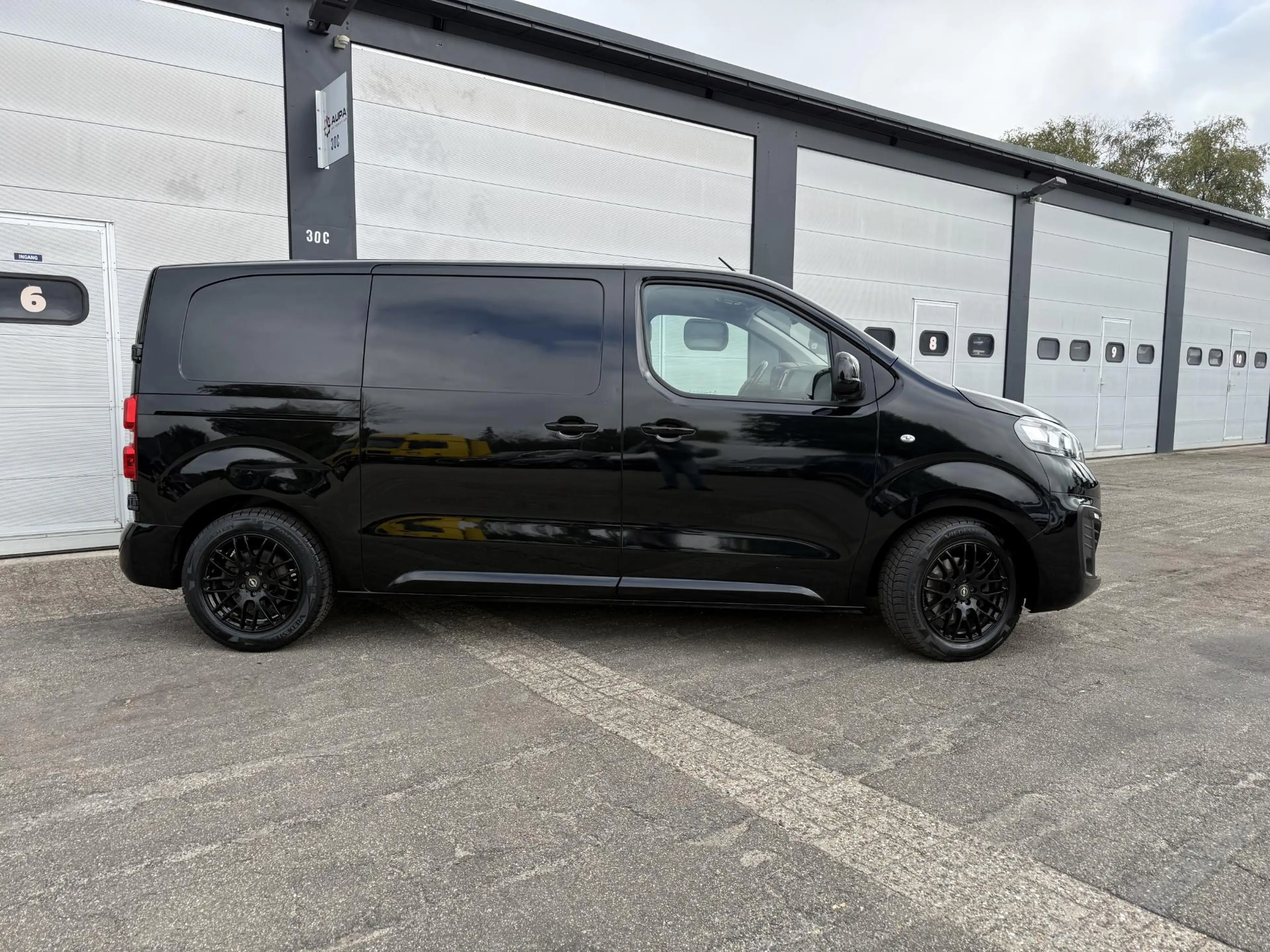 Opel Vivaro-e L2H1 Innovation 75 kWh Longrange SOH 91% Snellader — photo 8