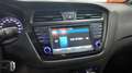 Hyundai i20 1.2 BD Essence Plateado - thumbnail 27