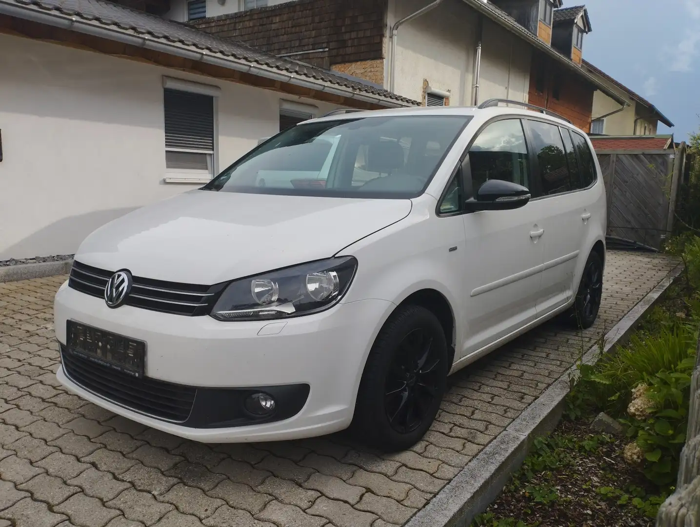 Volkswagen Touran 1.4 TSI DSG MATCH - 1